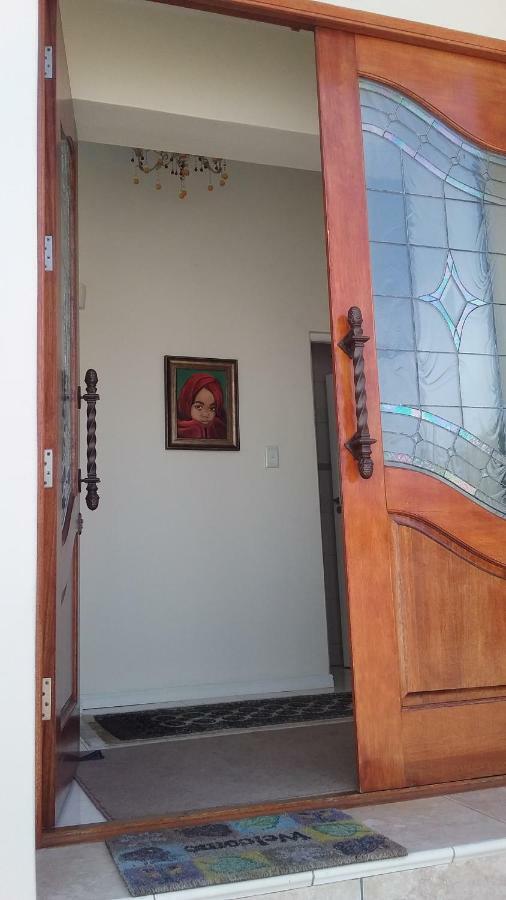 Bed and Breakfast Wave Dancer Gansbaai Exterior foto